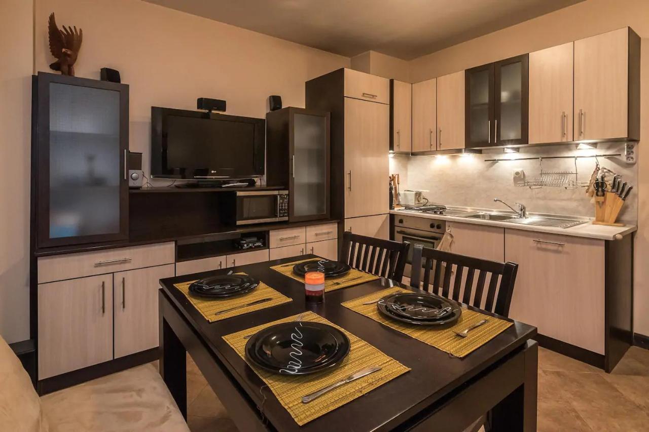 Charming, Fully-Furnished, 2-Bedroom Apartment Bansko Exterior foto